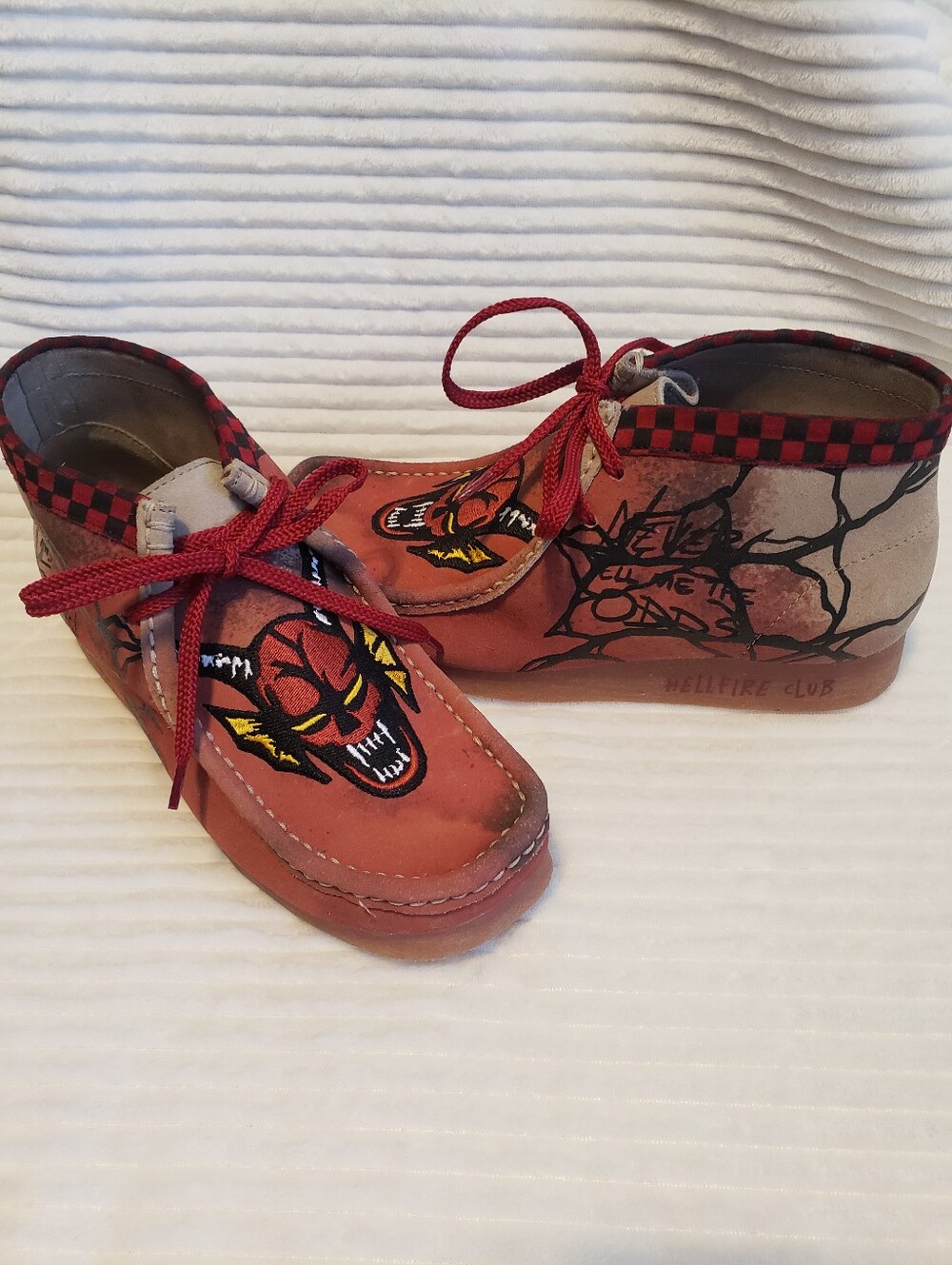 Clarks x Stranger Things Mens Wallabee Boot Clogs Hellfire Club / Upside Down 7M